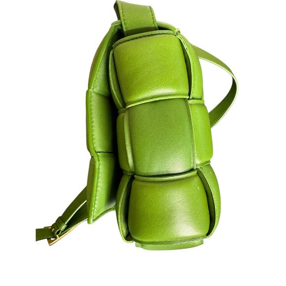 Bottega Veneta NWT Intrecciato Leather Padded Cassette in Avocado - Picture 4 of 16